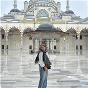 Estudiante de Educación Infantil Bilingüe, titulo de B2 en ingles, he vivido durante un año en el extranjero en un país ingles